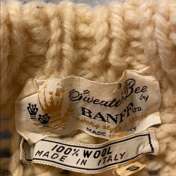 100 wool sweater bee by BANFF LTD. - Picture 6 of 7